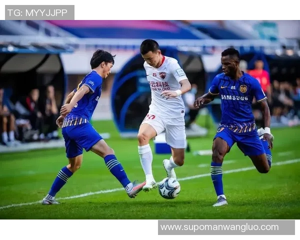 队记：斯普利特的工作做得很棒 尤其在轮换和板凳深度的把握上